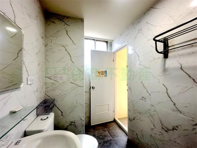 高雄三民區大樓-5