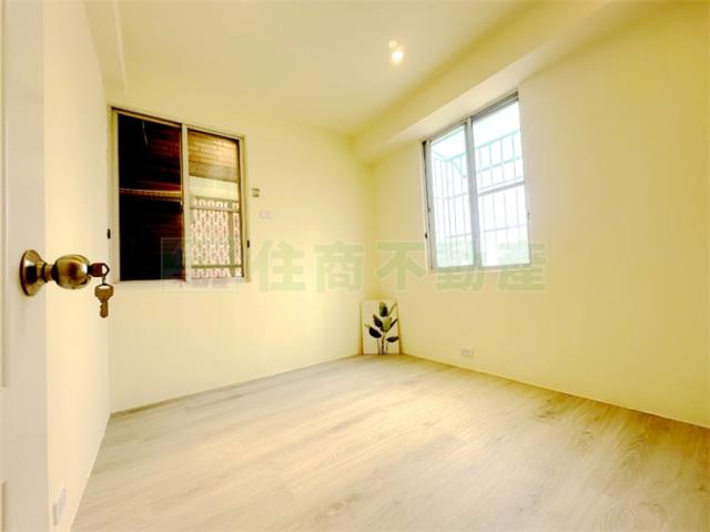 高雄三民區大樓-8