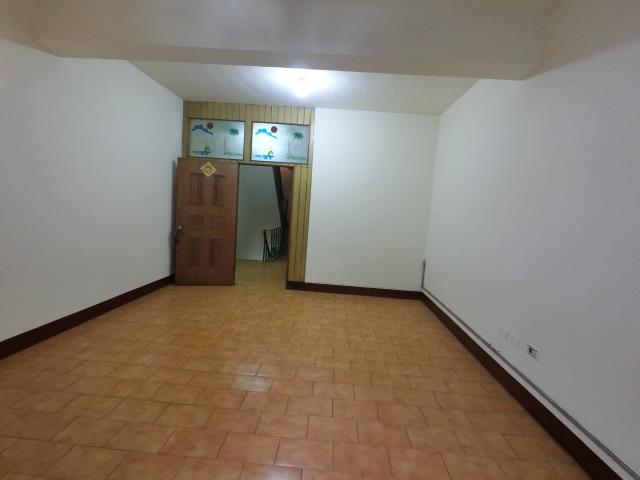 高雄苓雅透天-8