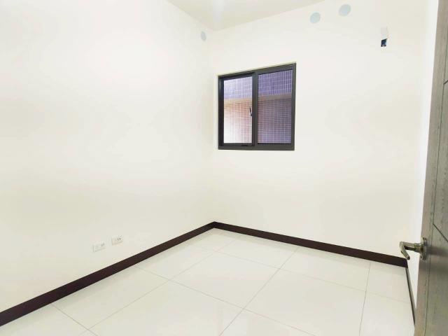 高雄三民區大樓-11