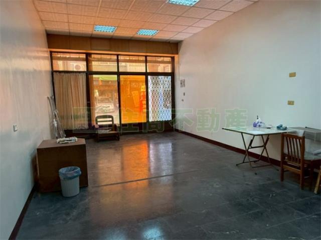 高雄前鎮透天-1